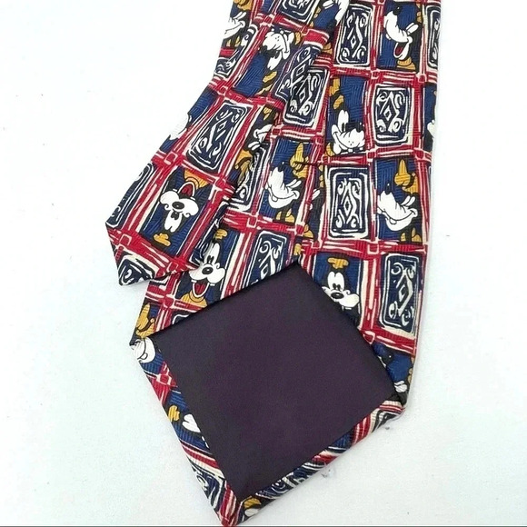 The Disney Store Silk Goofy Neck Tie - Picture 6 of 6